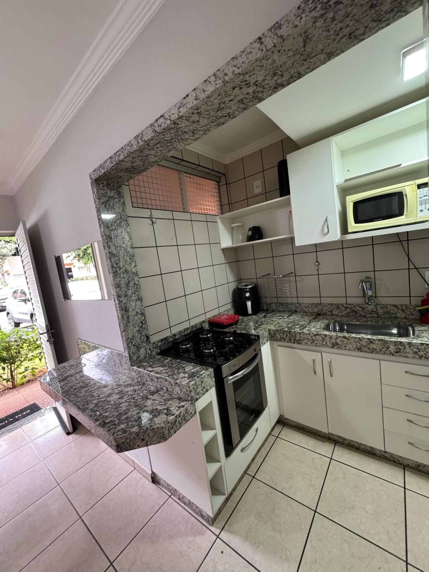 Aparthotel Diroma Fiori - *